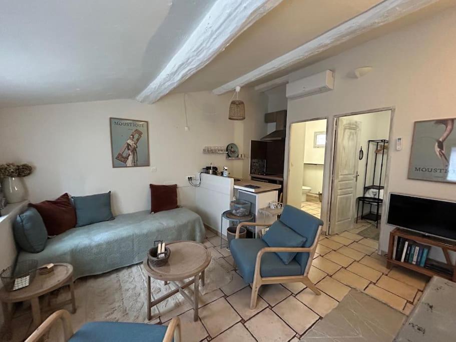 Dans Un Ancien Atelier De Potier Apartment Сан-Контан-ла-Потри Екстериор снимка